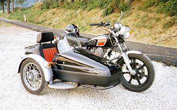 Velorex mit Yamaha SR 500